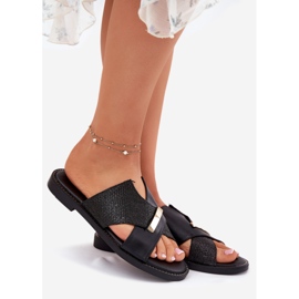 Tocuri plate pentru femei cu un decorativ Vinceza 17385 Detaliu negru 1 Tocuri plate pentru femei cu un decorativ Vinceza 17385 Detaliu negru 1