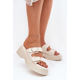 Inna Flip -flops -uri pentru femei pe pană și platformă cu cleme de lumină cerșită bej 2