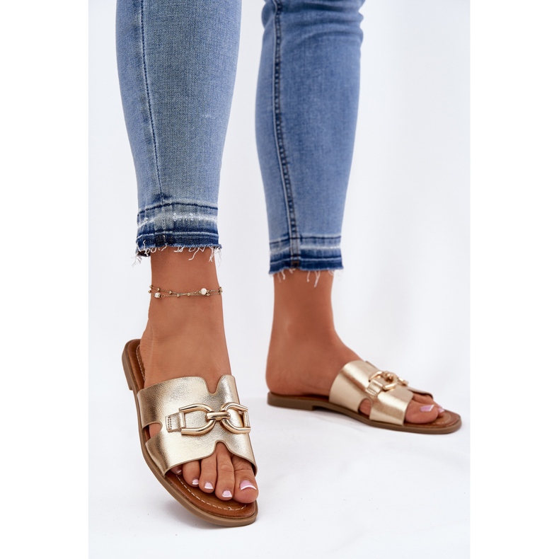 EVento FLIP -uri plate pentru femei cu un detaliu decorativ de aur 2 EVento FLIP -uri plate pentru femei cu un detaliu decorativ de aur 2