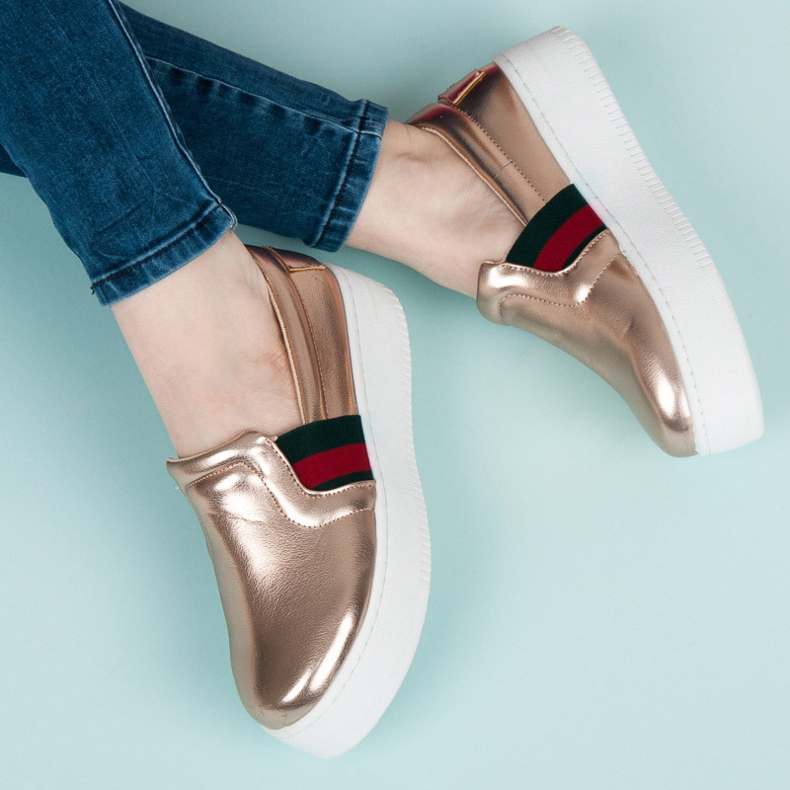 Kylie Slipons pe platformă roz 1