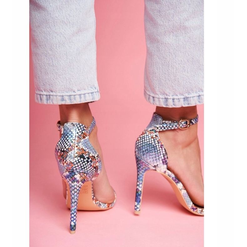 Sandale pentru femei pe albastru cu călcâi 2