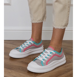 Adidași pentru femei gri pe platformă 1