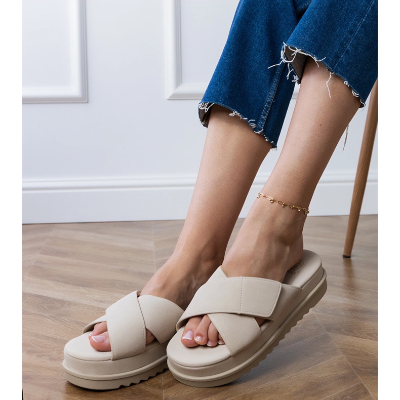 Flaps bej cu dungi pe platformă 2