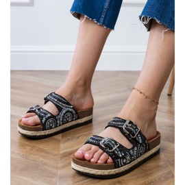 Flip -uri etnice negre cu cleme pe dungi negru 1