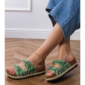 Flip -uri etnice verzi cu cleme pe dungi verde 2