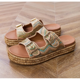 Flip -flops auriu cu cleme pe dungi de aur 3