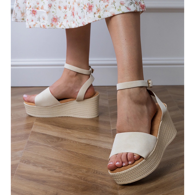 Sandale bej pe platforma Ekozamsz 2