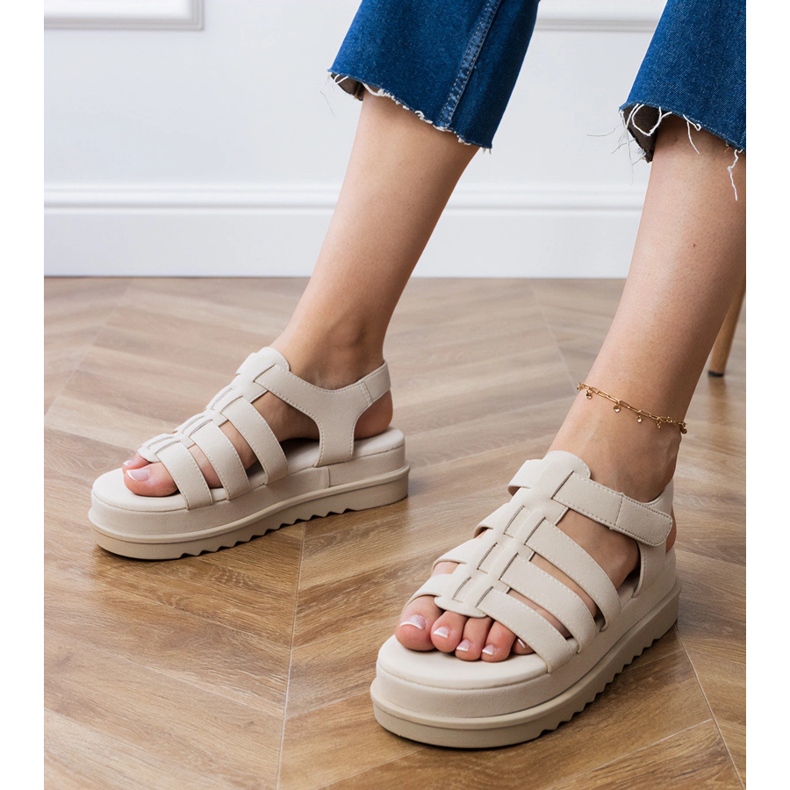 Sandale de gladiator bej pe platformă 1