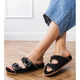 Flip -flops negru cu cleme și broderie pe dungi 2
