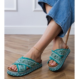 Flip -flops verde cu dungi 2