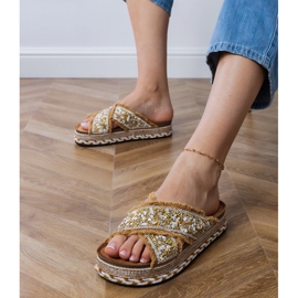 Flip -flops bej cu dungi 3