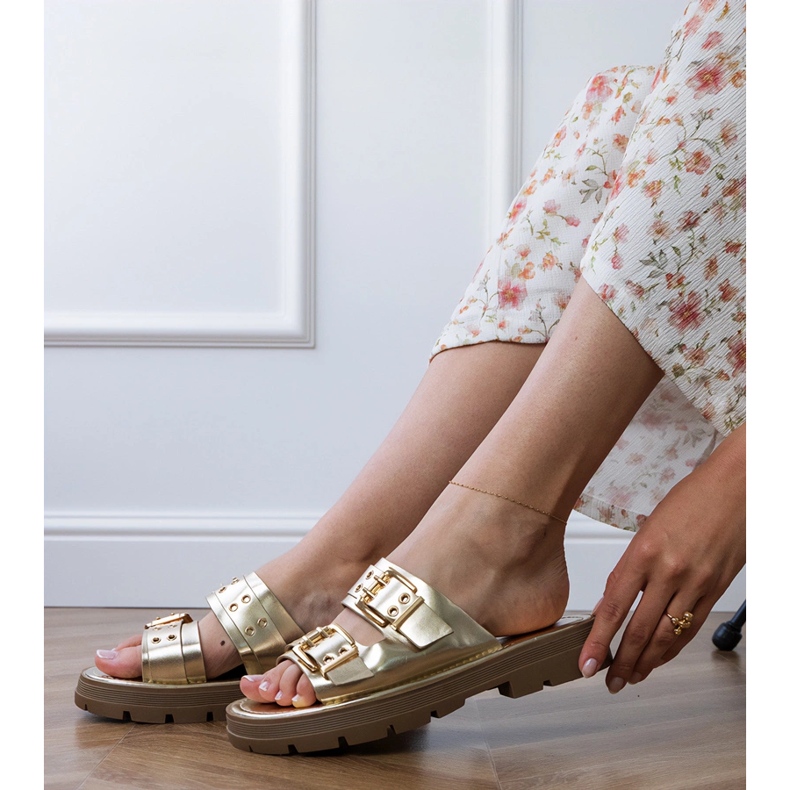 Flip -flop -uri plate aurii cu cleme pe dungi de aur 2