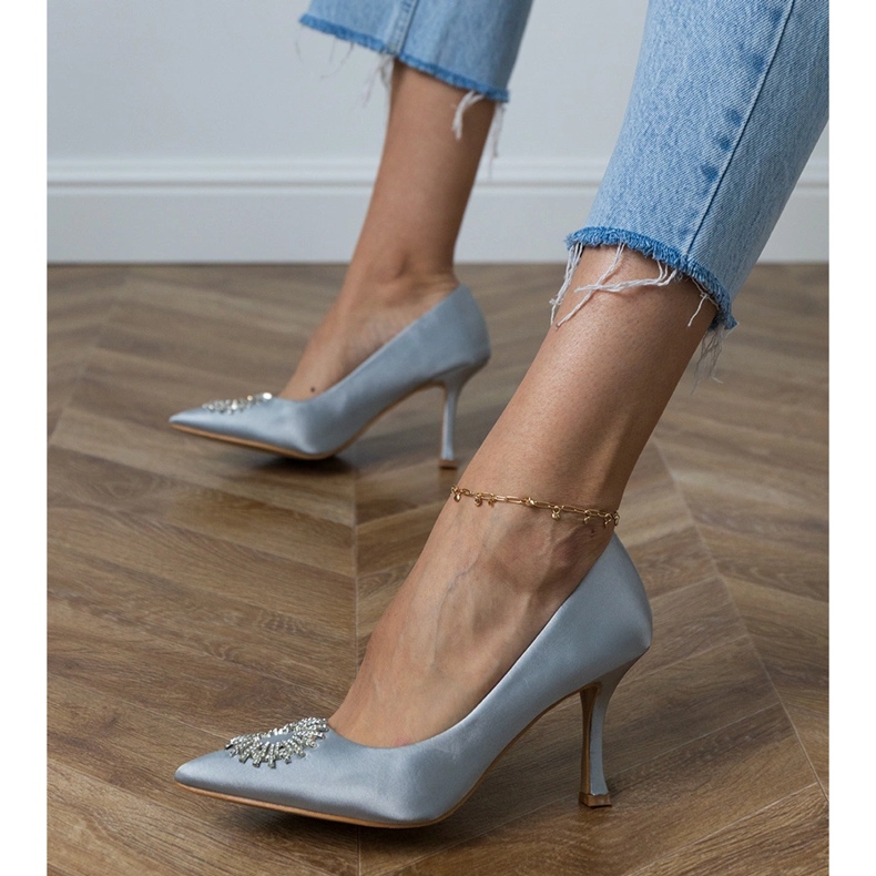 Pompe din satin argintiu cu zirconi 2