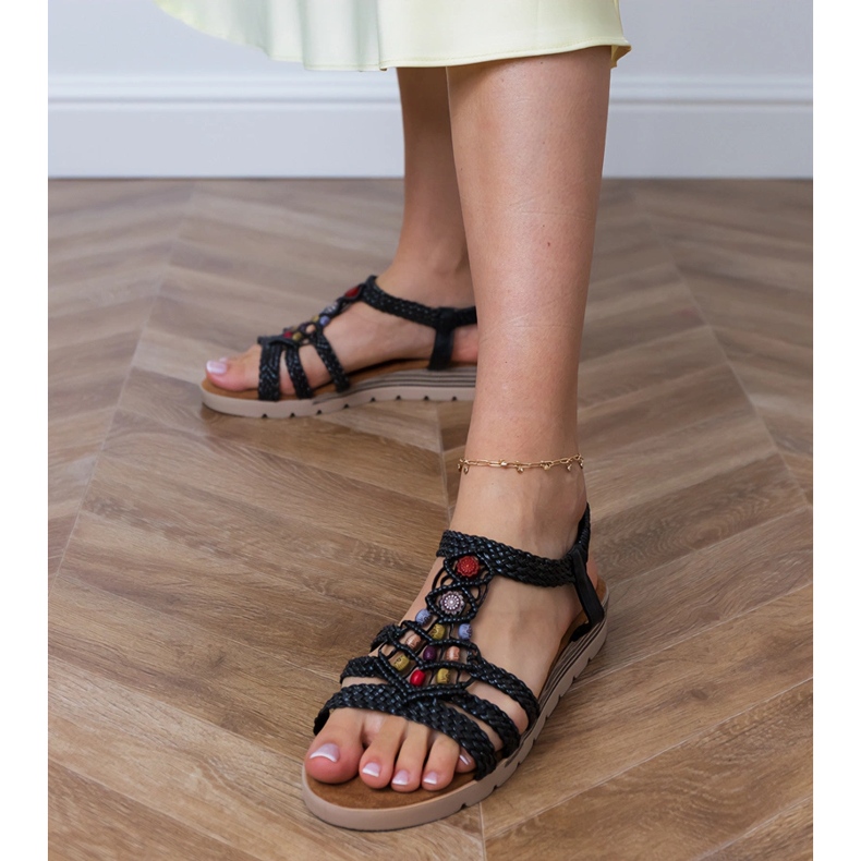 Sandale împletite negre decorate cu margele negru 1