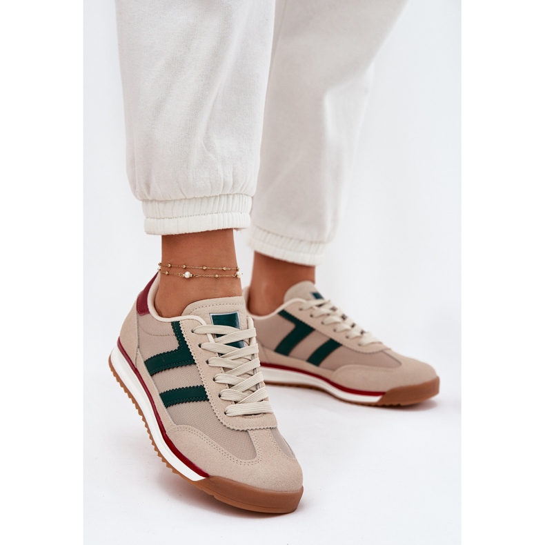 Adidașii cu femei scăzute întunecate bej 2