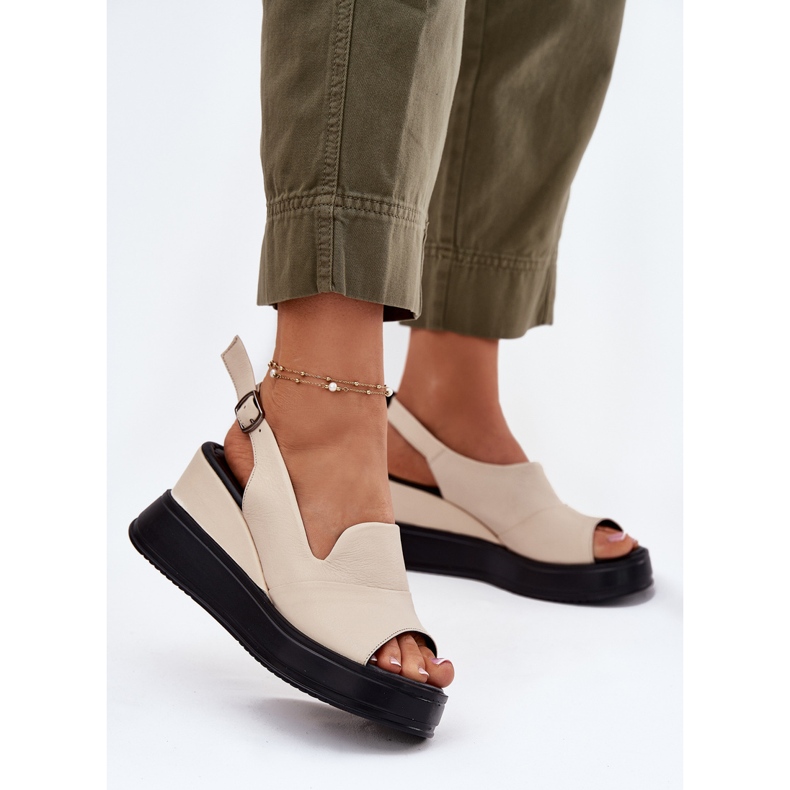 Sandale din piele pentru femei pentru Antic Artiker 54C0401 Beige bej 2 Sandale din piele pentru femei pentru Antic Artiker 54C0401 Beige bej 2