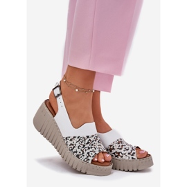 ARTIKER Sandale pentru femei din piele naturală pe Wedge Artker 56C0958 Alb 1 ARTIKER Sandale pentru femei din piele naturală pe Wedge Artker 56C0958 Alb 1