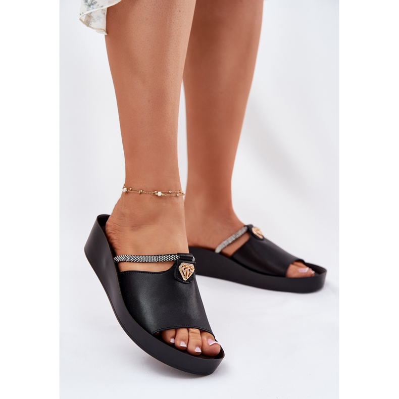 S.Barski Papuci din piele pentru femei cu o curea neagră decorativă KV51-034 negru 2