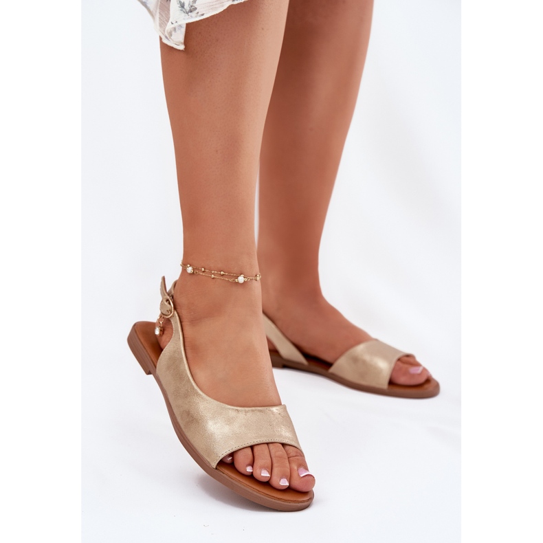 EVento Sandale pentru femei cu lac plat de aur 2