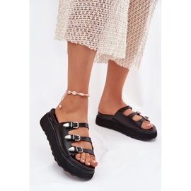 Flip -flops pentru femei pe platformă cu dungi negre negru 2