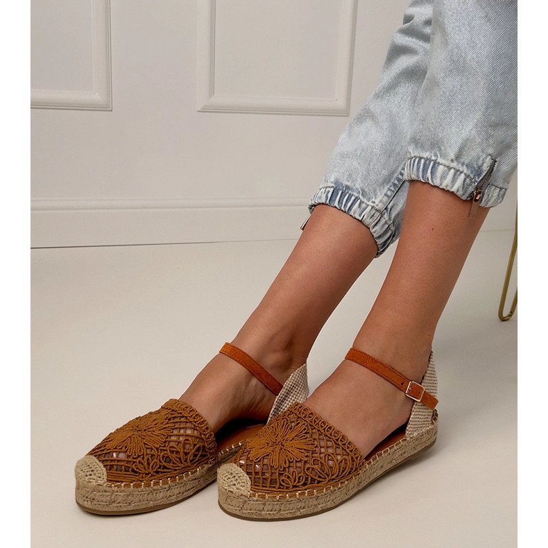 Sandale deschise de espadrilles maro 1