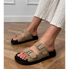 Flip -flops verde cu cleme pe dungi bej 1