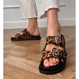 Leopard flip -flops cu dungi bej 4
