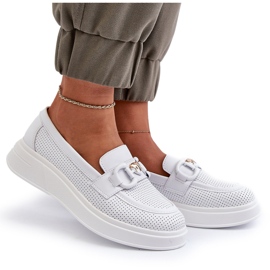 S.Barski Plăcile din piele pentru femei pe platforma Białe S. Barski LR720 cu un ornament alb 4 S.Barski Plăcile din piele pentru femei pe platforma Białe S. Barski LR720 cu un ornament alb 4