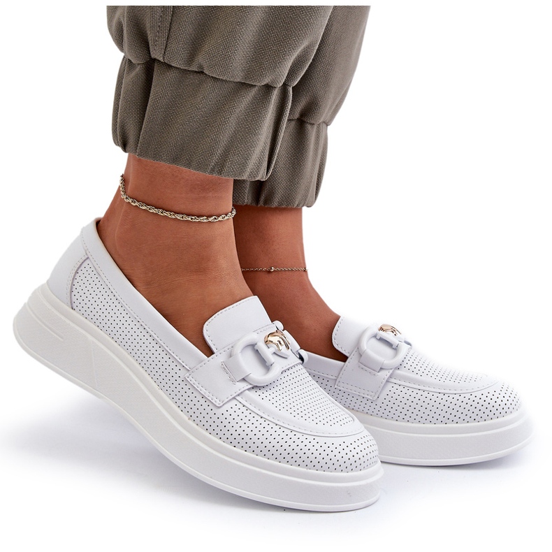 S.Barski Plăcile din piele pentru femei pe platforma Białe S. Barski LR720 cu un ornament alb 4 S.Barski Plăcile din piele pentru femei pe platforma Białe S. Barski LR720 cu un ornament alb 4