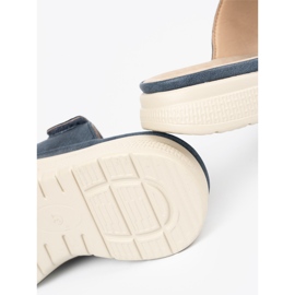 Flip -flop -uri confortabile pentru femei albastru 1