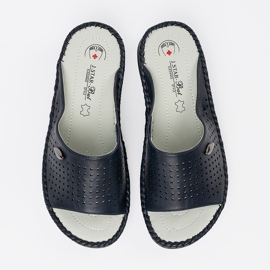 Flip -flops pentru femei din bleumarin cu o inserție de piele albastru 2