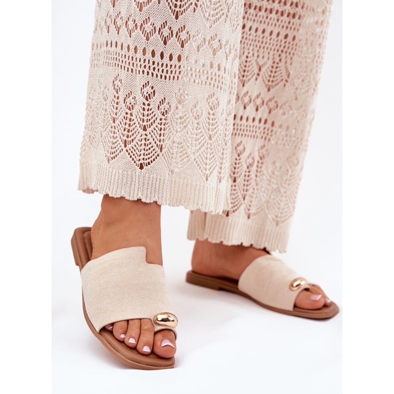 Flip -flops pentru femei cu detaliu auriu bej 2