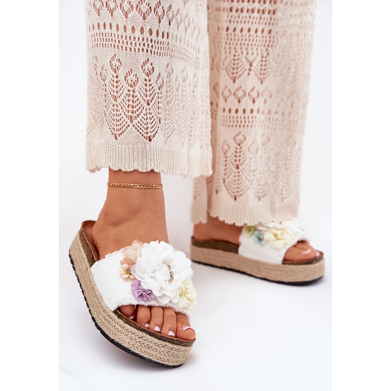 Flip -flops pentru femei cu platformă de flori cu împletitură albă 2