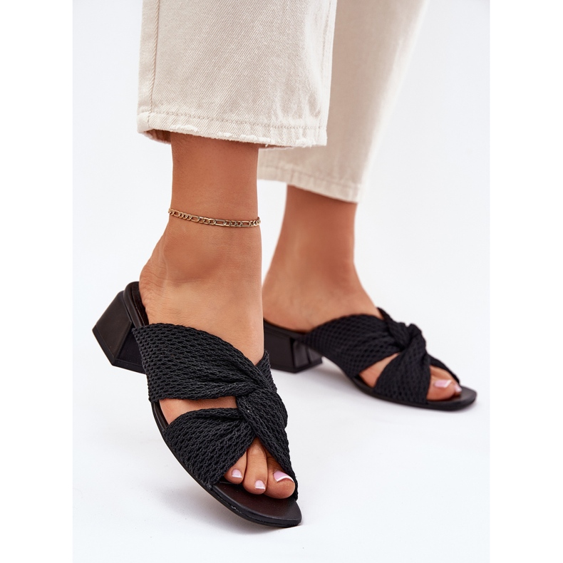 Flip-flops pentru femei pe blocul Maciejka 06955-01 Negru 2