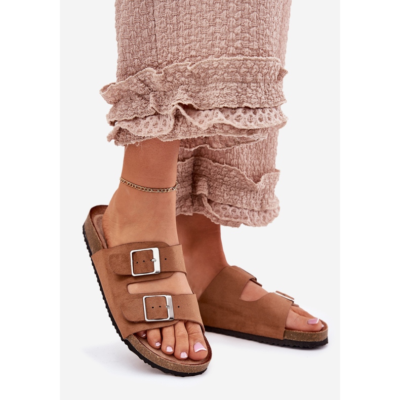 Flip -flops pentru femei pe platforma de cămile de cămile maro 1