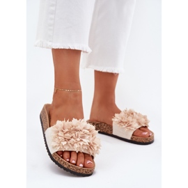 Flip -flops pentru femei pe o talpă din plută cu flori decorative bej 2