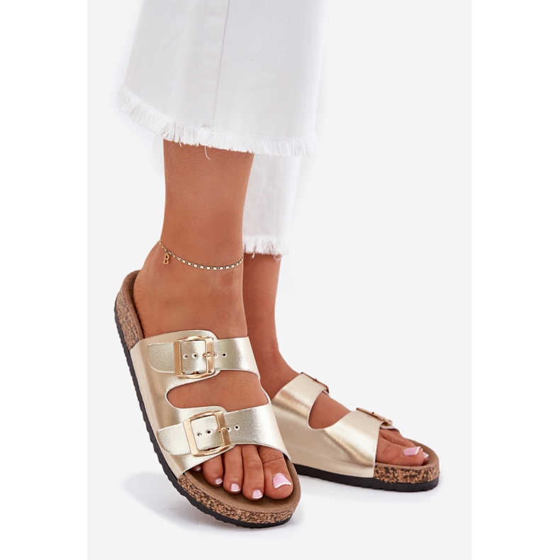 EVento Flip -flops pentru femei cu catarame eco -lenere de aur 1 EVento Flip -flops pentru femei cu catarame eco -lenere de aur 1