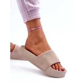 Sandale de damă din piele intoarsa pe platforma Big Star NN274A671 Bej 3 Sandale de damă din piele intoarsa pe platforma Big Star NN274A671 Bej 3