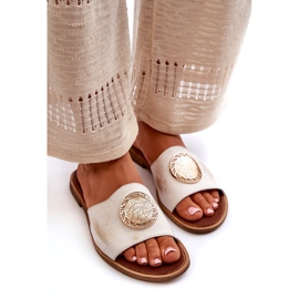Flip-flops din piele Zazoo 2938, cu toc plat, cu decor auriu, periat alb 3 Flip-flops din piele Zazoo 2938, cu toc plat, cu decor auriu, periat alb 3