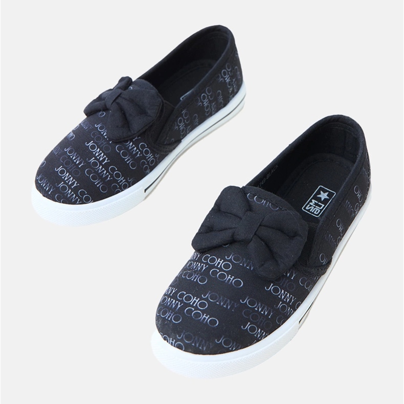 Adidașii pentru copii negri cu un arc negru 1 Adidașii pentru copii negri cu un arc negru 1