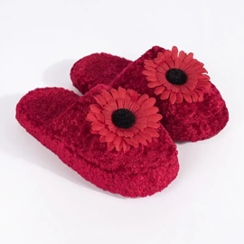 Micul papuci roșii cu o floare decorativă roșu 2