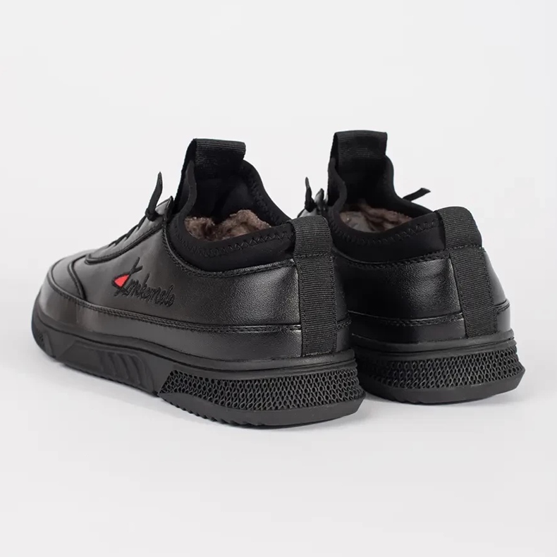 Pantofi sport negri izolați negru 1