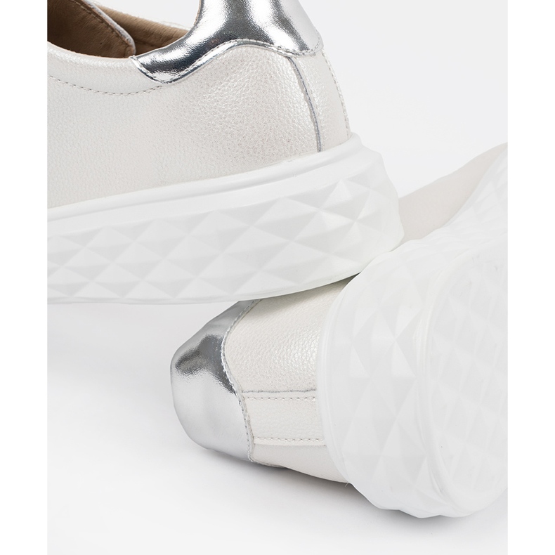 Adidași albi și argintii cu pini de piele Sergio Leone 1