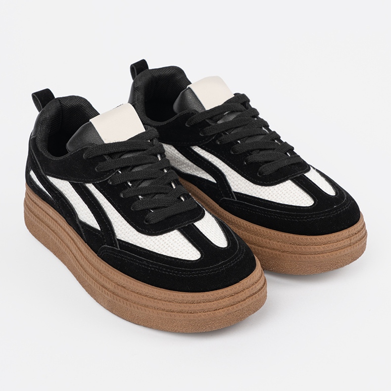 Adidașii pentru femei negre cu inserții albe. negru 2