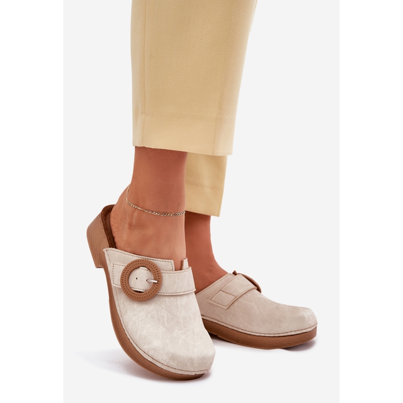 Papuci înfundate pentru femei cu catarama Inblu TF000001 Beige bej 1 Papuci înfundate pentru femei cu catarama Inblu TF000001 Beige bej 1