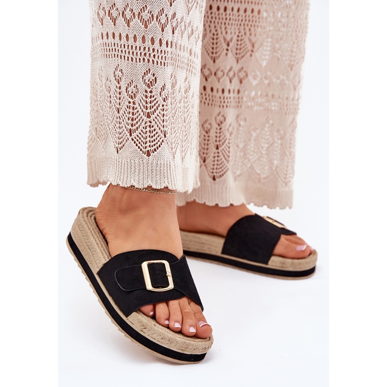 Flip -flops pentru femei pe platformă cu o clemă aurită neagră negru 2