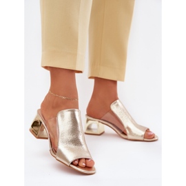 Flip -flops pentru femei pe Postul de Aur 2