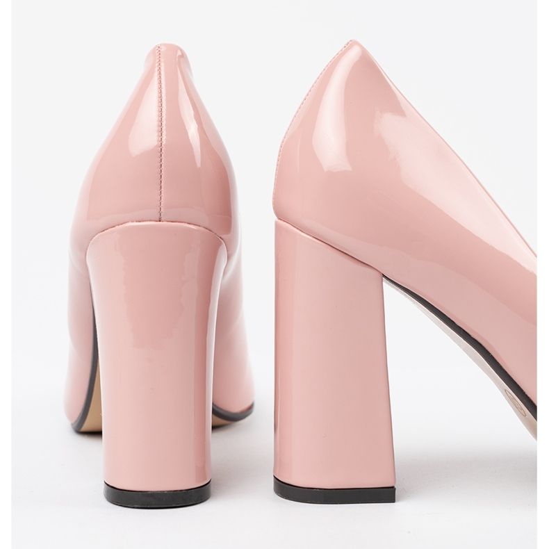 Seastar Pompe pictate pe post roz 1