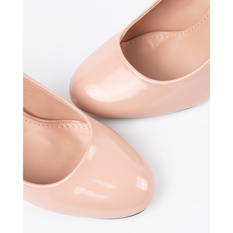 Seastar Pompe lăptate bej ușoare pe post 1