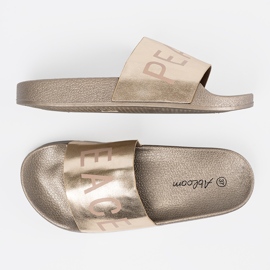Shelvt Flip -flops auriu cu o inscripție de aur 5